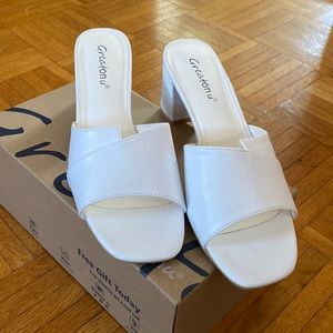 Greatonu white slip on shoes